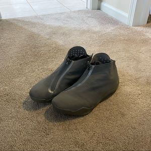 *SOLD* Nike Kobe 11 alt tumbled grey